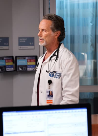 Hospital Politics / Tall - Chicago Med Season 7 Episode 5