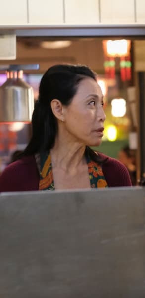 Mei-Li and Ryan Conversing - Kung Fu Season 1 Episode 10