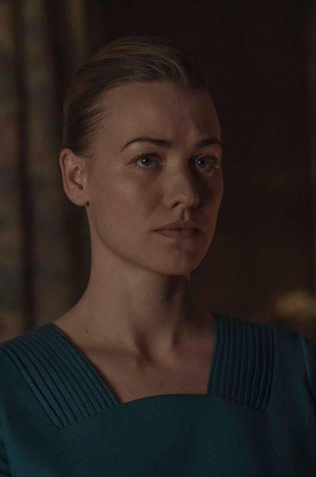 Serena Is Not Happy The Handmaid s Tale Season 3 Episode 10 TV