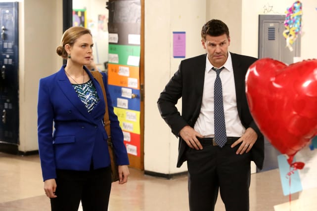 Booth and Brennan Find a Memorial - Bones Season 10 Episode 12