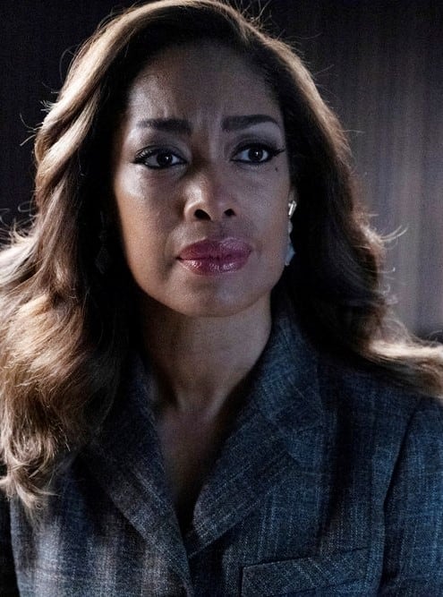 The New York Way - Tall - Pearson Season 1 Episode 4