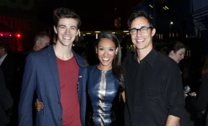 Grant Gustin Teases The Flash Suit, A Different Barry Allen, Felicity Crossover & More