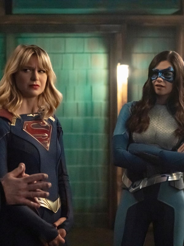 Kara And Nia Supergirl Season 5 Episode 13 Tv Fanatic 