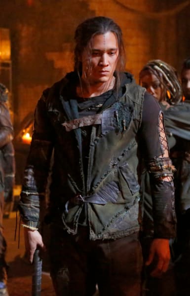 Ilian in Polis - The 100 Season 4 Episode 3