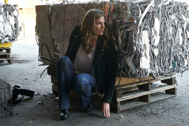 Beckett Looks Scared - Castle Season 8 Episode 22