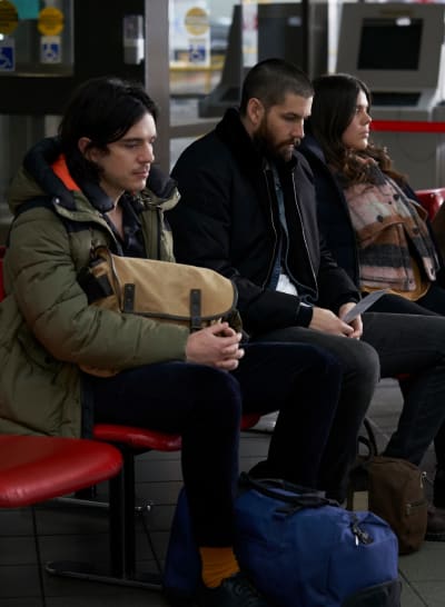 Max in the Middle - tall - In The Dark Season 3 Episode 2