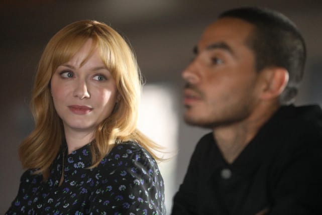 Looking On - Good Girls Season 2 Episode 9