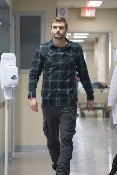 Family Emergency - Siren Season 2 Episode 9