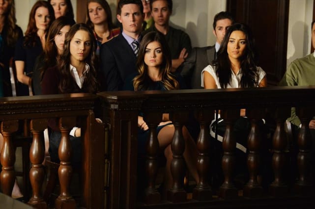 Horrified - Pretty Little Liars