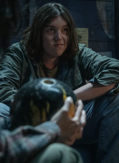 Silas in the Treehouse - The Walking Dead: World Beyond Season 1 Episode 2