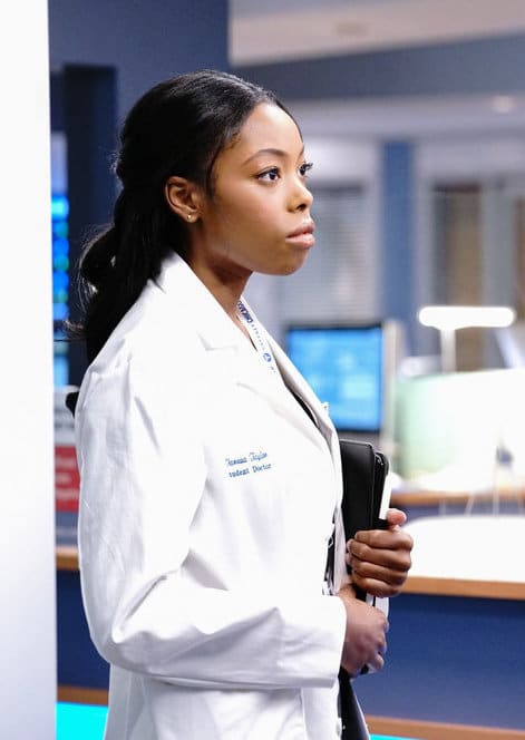 The Daughter She Never Knew - Chicago Med Season 6 Episode 14