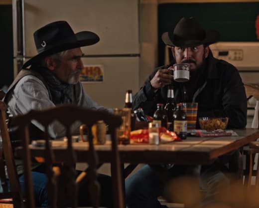 Lloyd and Rip Have a Moment - Yellowstone Season 4 Episode 3