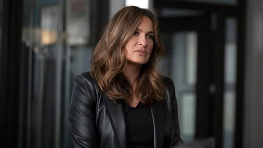 Who Should Benson Love? - Law & Order: SVU Season 23 Episode 22
