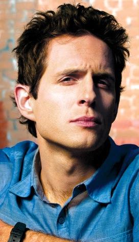 Dennis Reynolds Picture