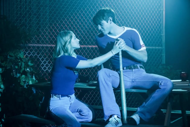 Blue Serenade Riverdale Season 2 Episode 18 Tv Fanatic