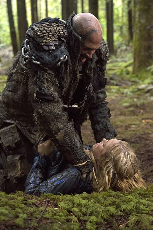 Tensions Running High - The 100 Season 2 Episode 10