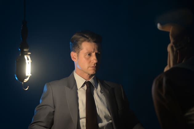 Jim in Trouble? - Gotham Season 4 Episode 6