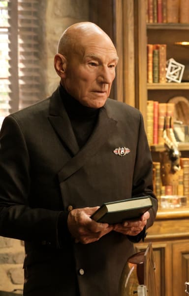 Startled - Star Trek: Picard Season 2 Episode 1