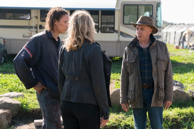 Fear the walking dead season 3 episode 1 online top free