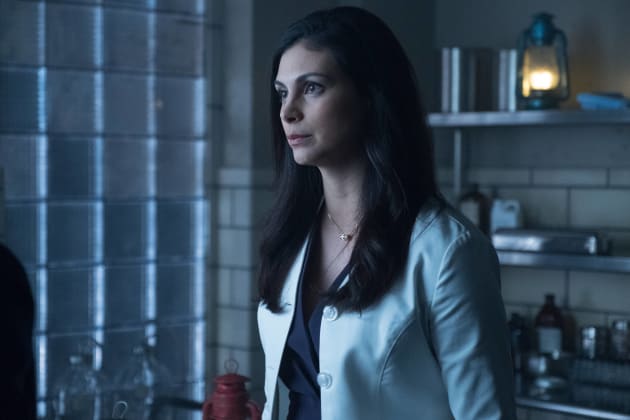 To Love or Not to Love - Gotham Season 3 Episode 14 - TV Fanatic