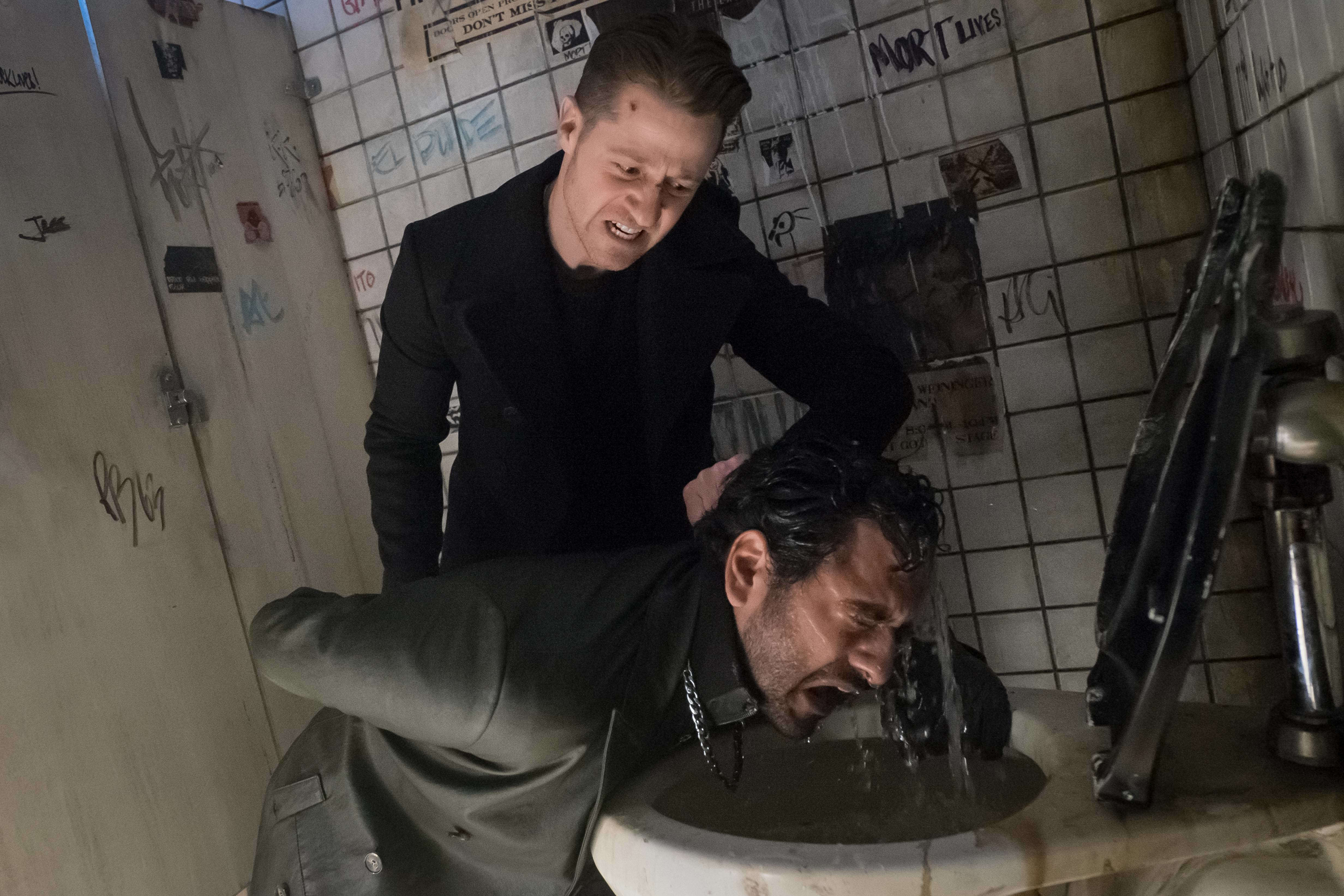 Gotham Season 2 Episode 18 Review Pinewood Tv Fanatic