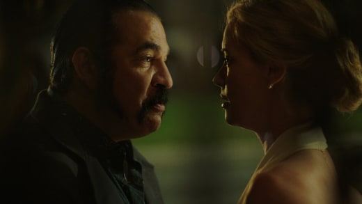Queen Of The South Season 5 Episode 3 Review No Te Pierdas La Cabeza Tv Fanatic