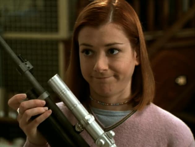 Gun At The Ready - Buffy the Vampire Slayer Season 3 Episode 4