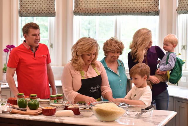 Watch Chrisley Knows Best Season 3 Episode 2 Online - TV Fanatic