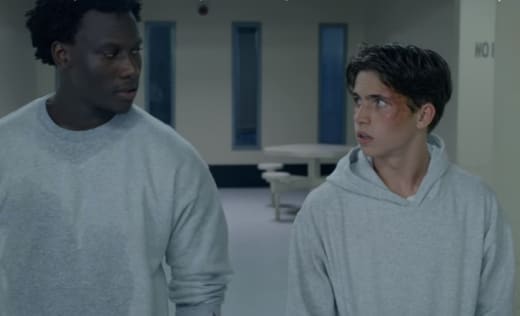 Robby Resists - Cobra Kai Temporada 3 Episodio 6