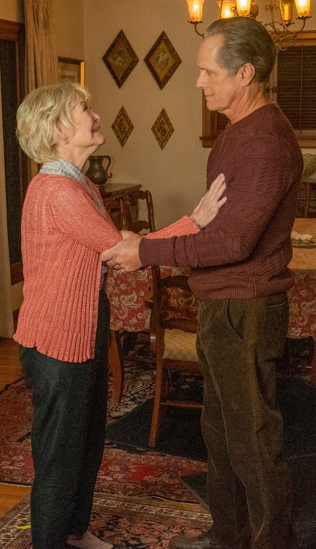 Mr. and Mrs. Buckley - 9-1-1 Season 4 Episode 5
