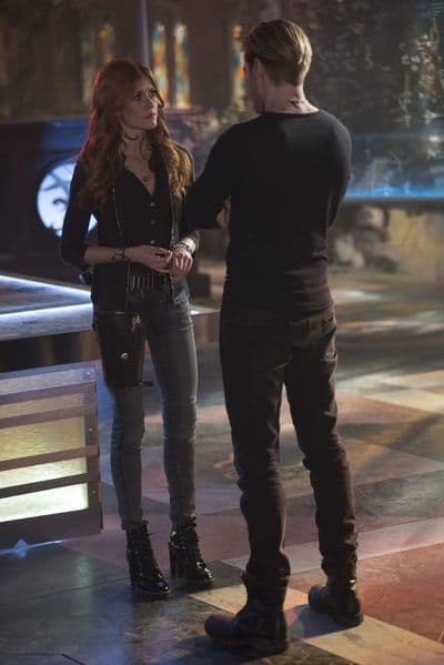 Shadowhunters Season 3 Episode 13 Review Beati Bellicosi Tv Fanatic