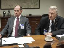 Going Over Case Files - Twin Peaks
