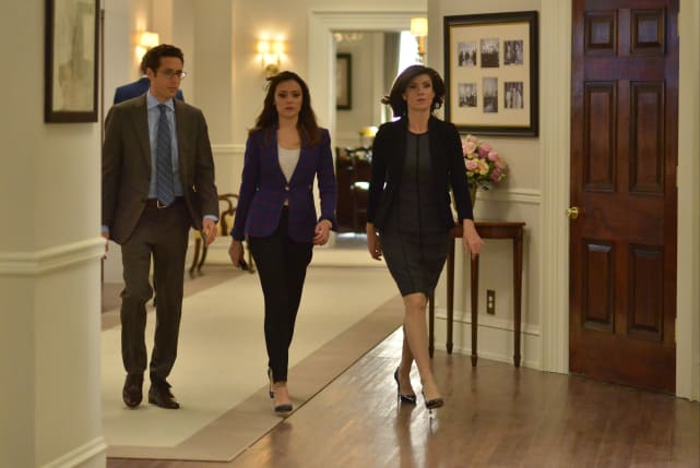 Power Struts - Designated Survivor Season 2 Episode 11