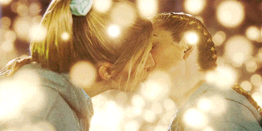 Sara and Ava on Legends Of Tomorrow: Summer Camp Kisses