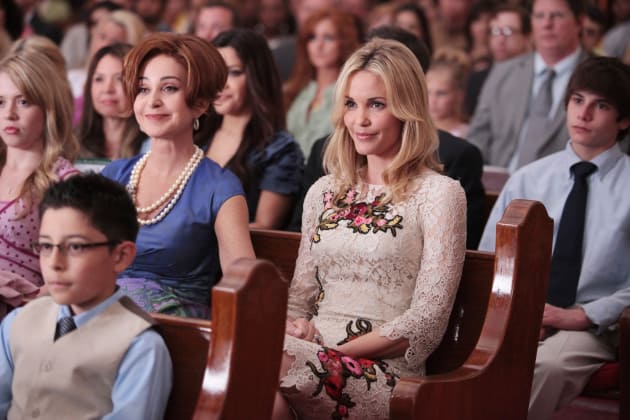 GCB Premiere Pic