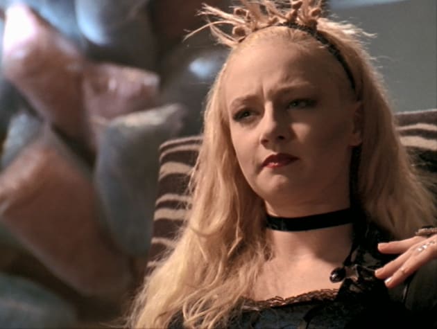 Sunday - Buffy the Vampire Slayer Season 4 Episode 1