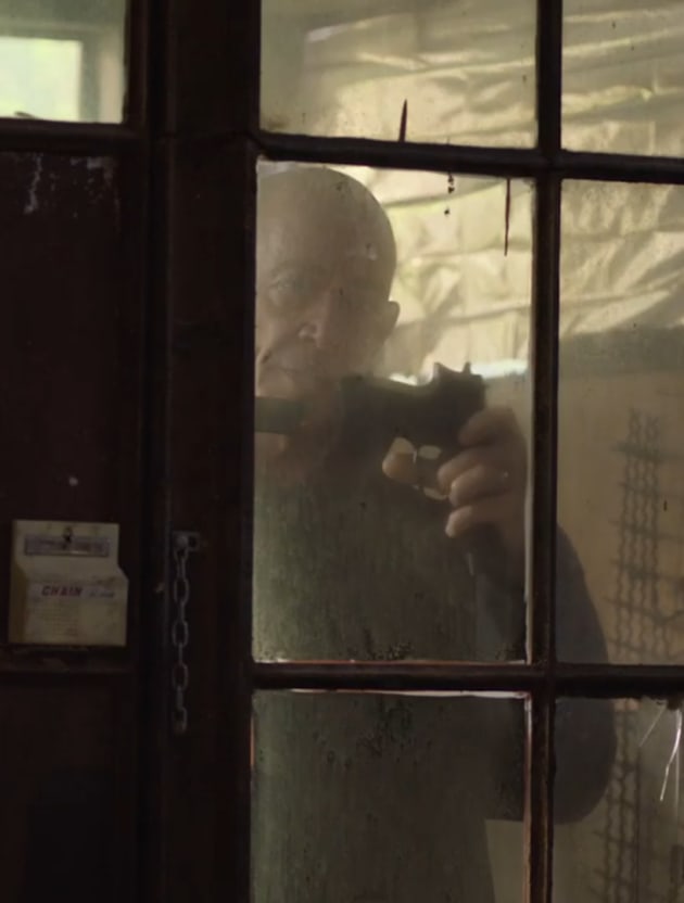 Howard Needs Help - Counterpart Season 2 Episode 9