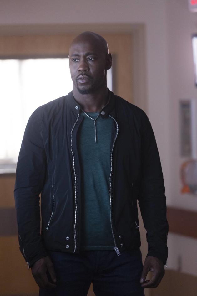 Wings - Lucifer Season 2 Episode 13