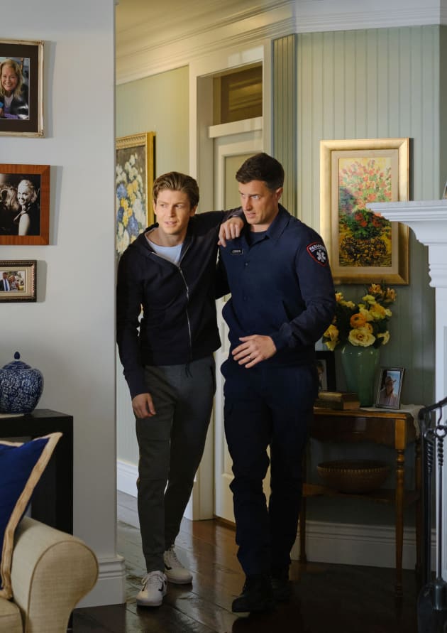 Chesapeake shores season 1 episode 1 deals