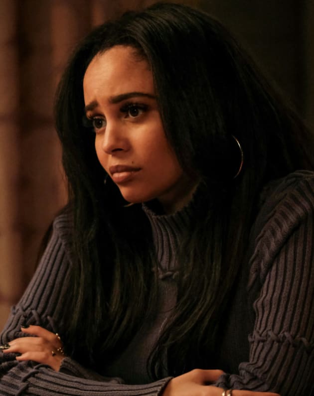 The Serpent Queen - Riverdale Season 6 Episode 9