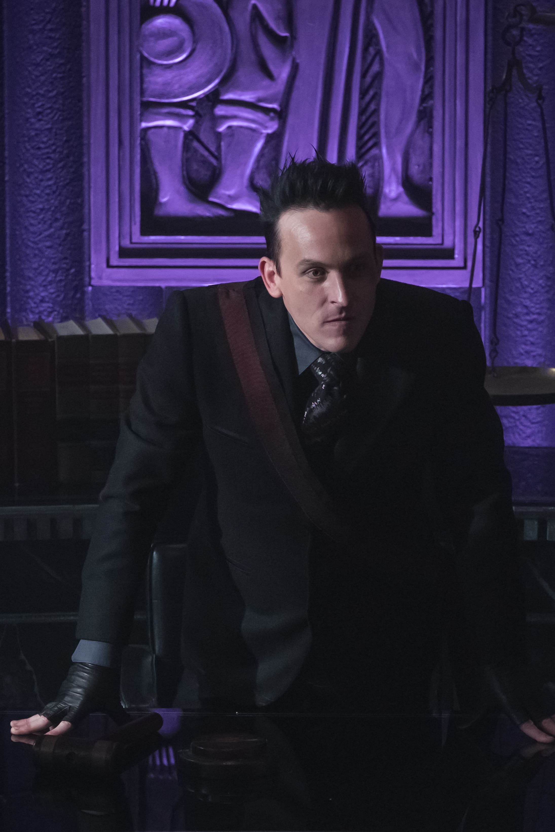 Watch Gotham Online Season 5 Episode 4 Tv Fanatic