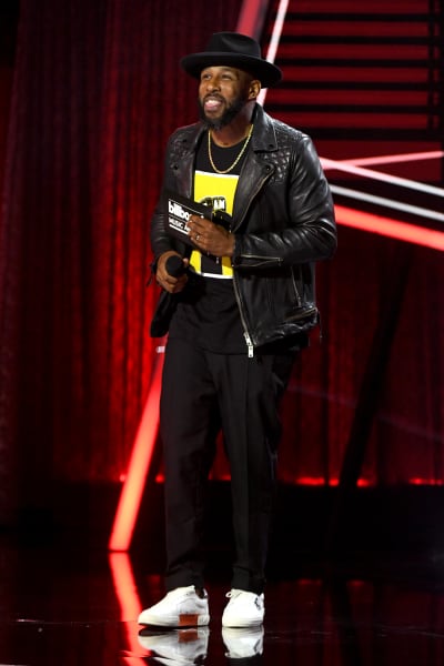 tWitch fala no palco do Billboard Music Awards 2020