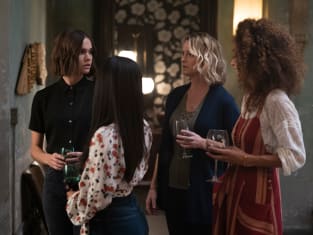 Good trouble season 1 watch online store