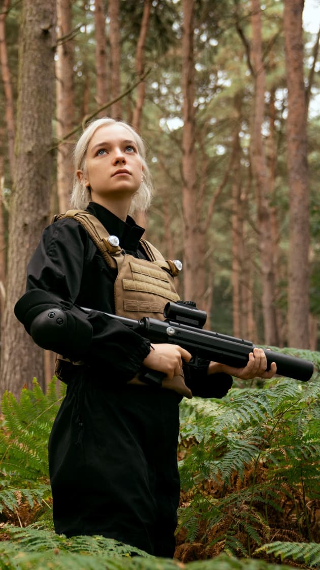 Armed and Dangerous - Hanna Season 2 Episode 5