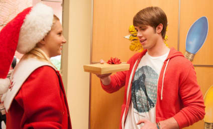 Glee Christmas Photos: First Look!