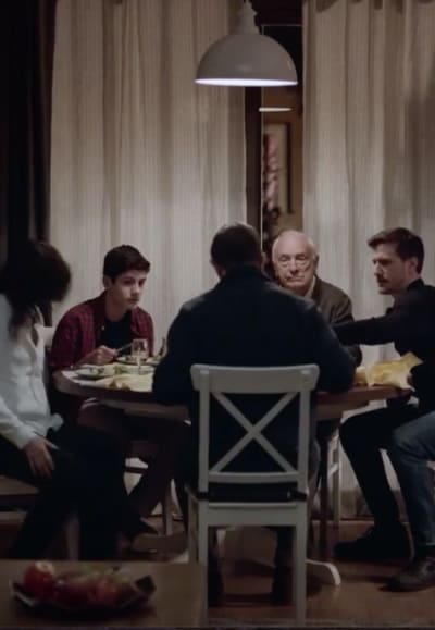 Family Dinner - Absentia Season 3 Episode 1