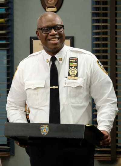 Holt in Charge - Brooklyn Nine-Nine Season 7 Episode 10