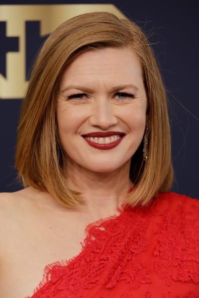 Mireille Enos attends the 28th Annual Screen Actors Guild Awards