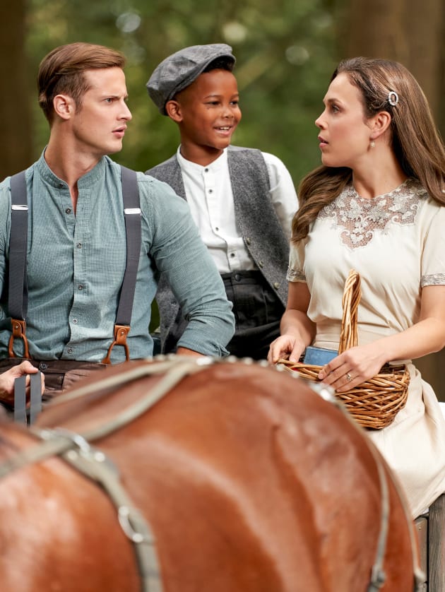 Heading to the Canfields - When Calls the Heart Season 8 Episode 4