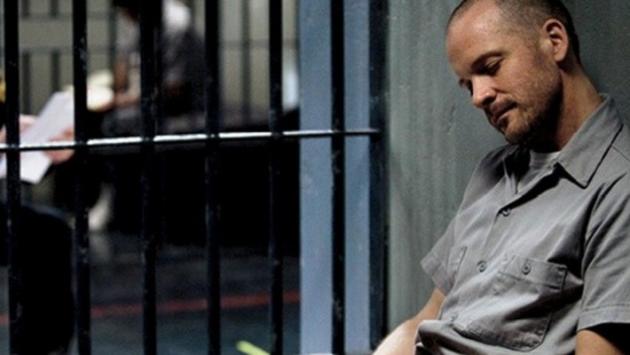 Peter Sarsgaard as Ray Seward